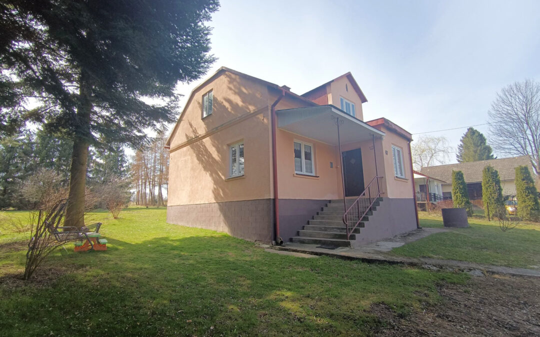 Dom murowany z dużą działką/ siedlisko okolice Sanoka